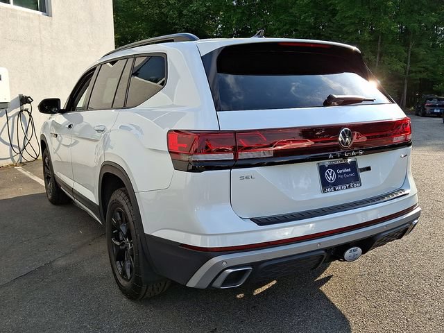 Certified 2024 Volkswagen Atlas Peak Edition SEL AWD/4WD image 8