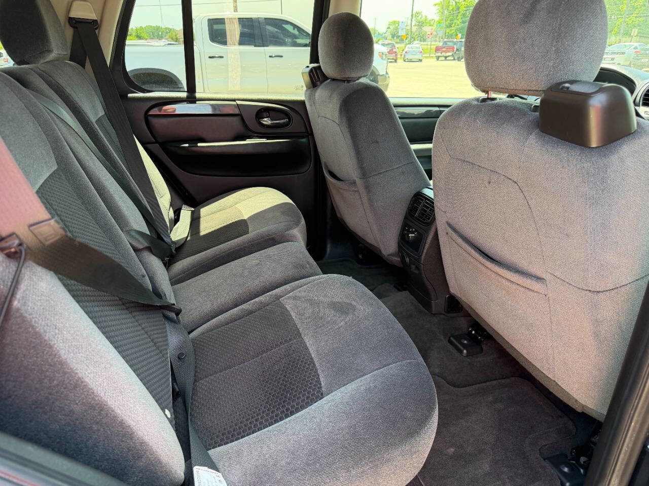 Used 2009 GMC Envoy SLE AWD/4WD image 13