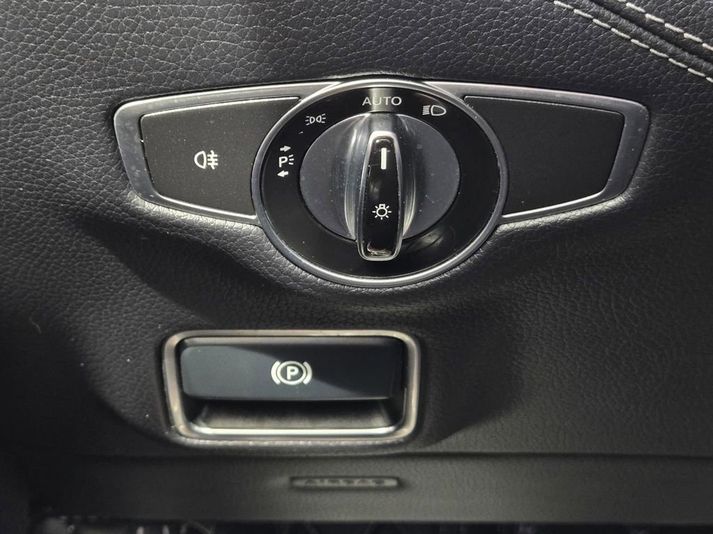 Used 2017 Mercedes-Benz S 550 Cabriolet image 15