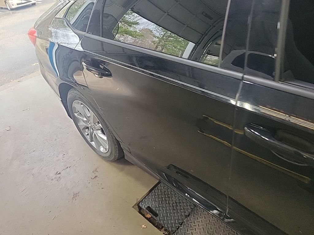 Used 2018 Honda Accord LX image 9