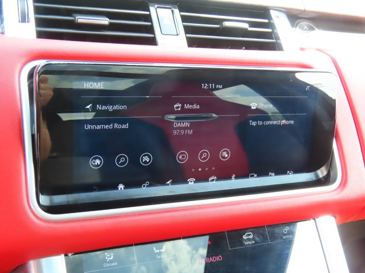 Used 2021 Land Rover Range Rover Sport SVR Carbon Edition image 5