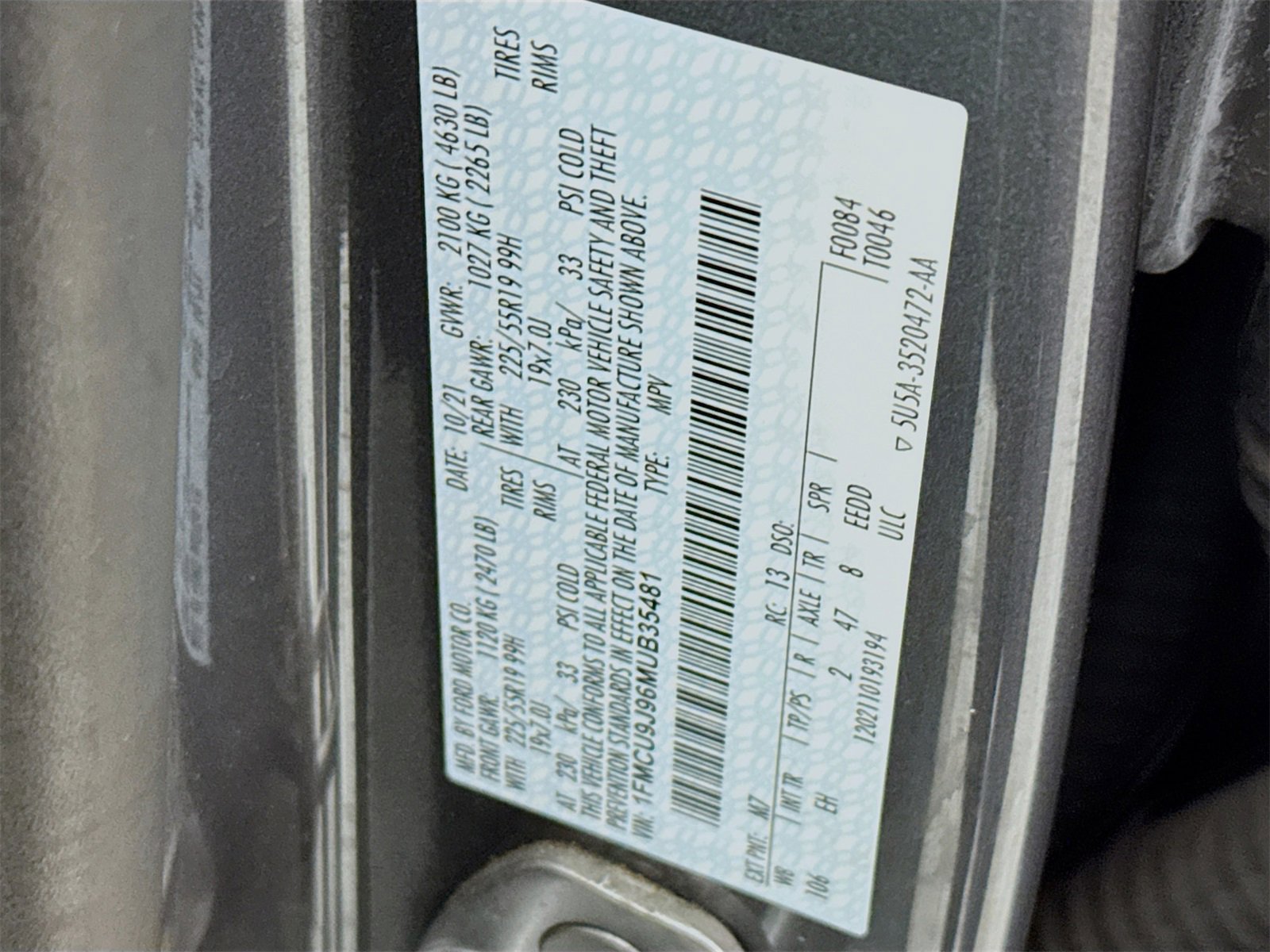 Used 2021 Ford Escape Titanium w/ Class II Trailer Tow Package image 26