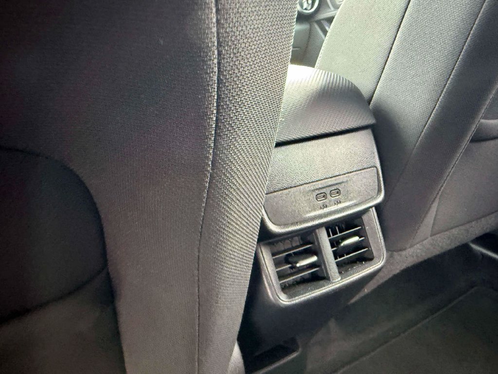 Used 2026 Chevrolet Equinox LT FWD image 13