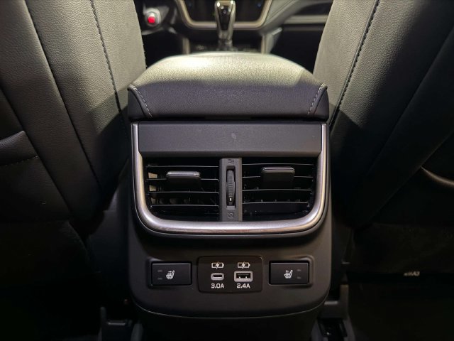 Used 2023 Subaru Outback Touring XT w/ Tech Package 3 AWD/4WD image 23