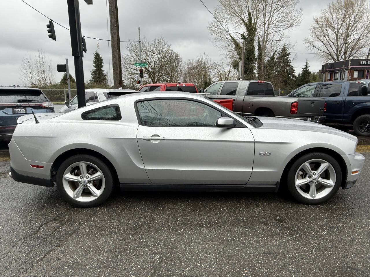 Used 2011 Ford Mustang GT image 8