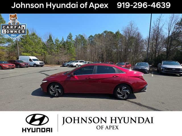 Certified 2024 Hyundai Elantra SEL w/ Convenience Package image 19