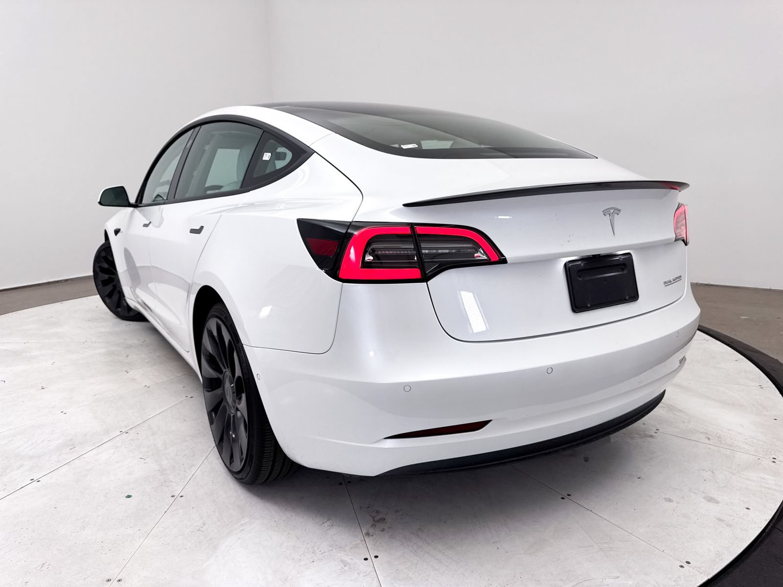 Used 2021 Tesla Model 3 Performance AWD/4WD image 8