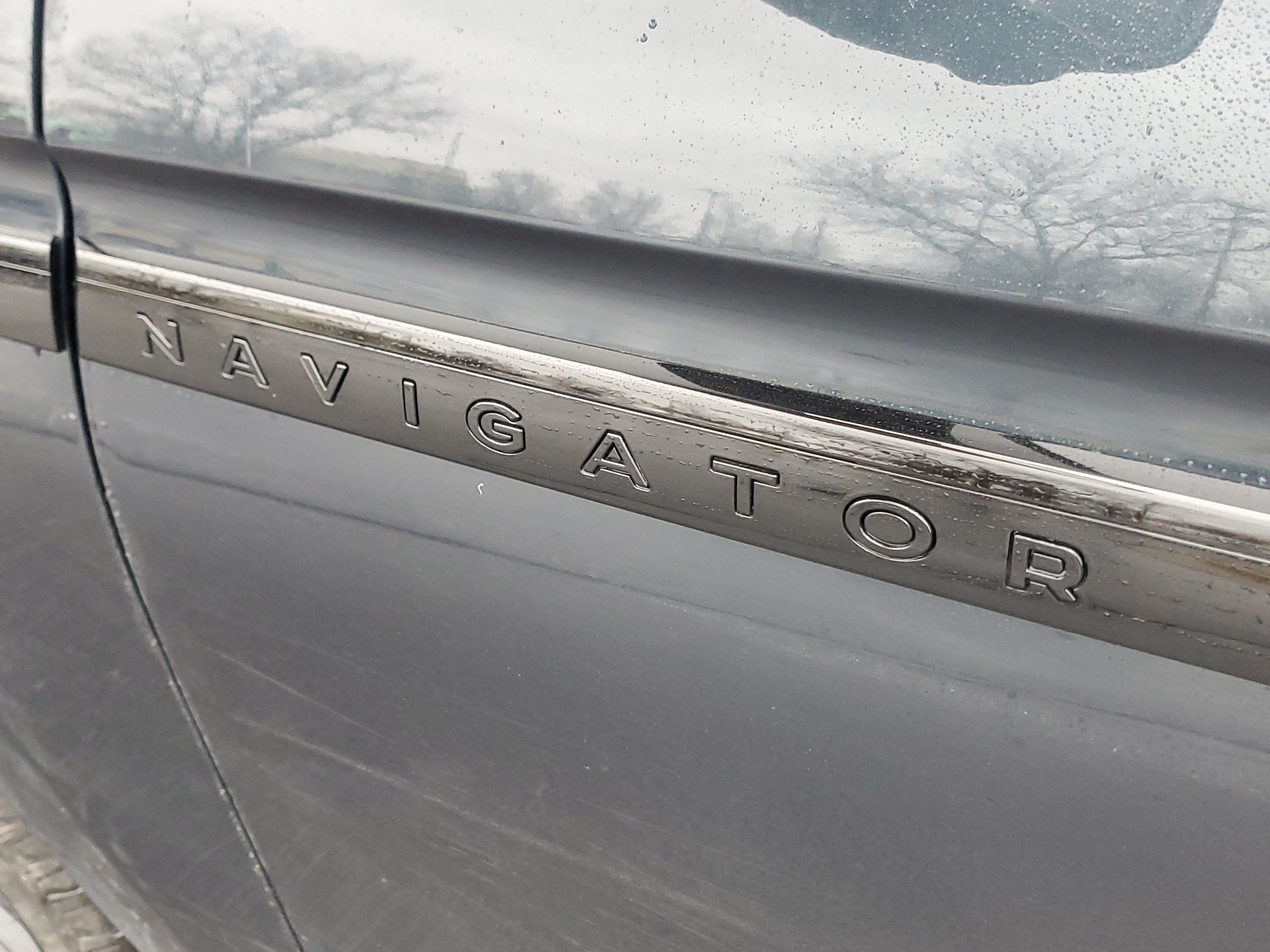 New 2026 Lincoln Navigator Reserve w/ Jet Appearance Package AWD/4WD image 7