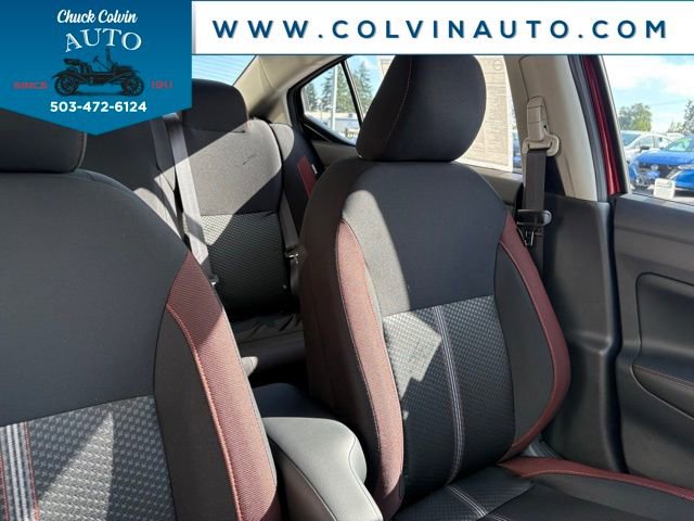 New 2025 Nissan Versa SR w/ Trunk Package image 6