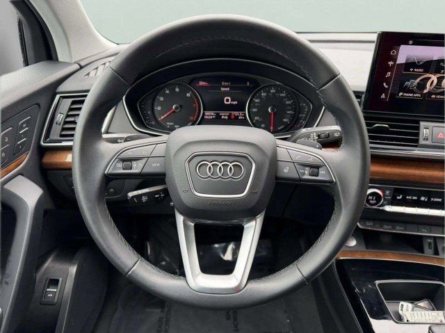 Certified 2023 Audi Q5 2.0T Premium w/ Convenience Package AWD/4WD image 10