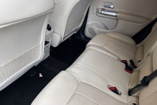 Used 2022 Mercedes-Benz GLB 250 image 14