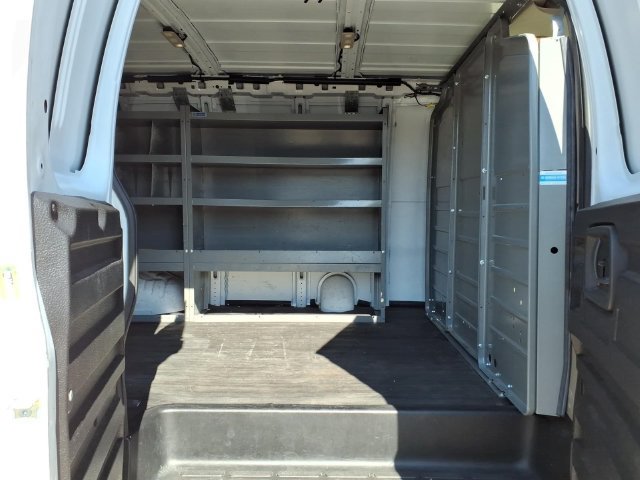 Used 2019 Chevrolet Express 2500 w/ Driver Convenience Package RWD image 13