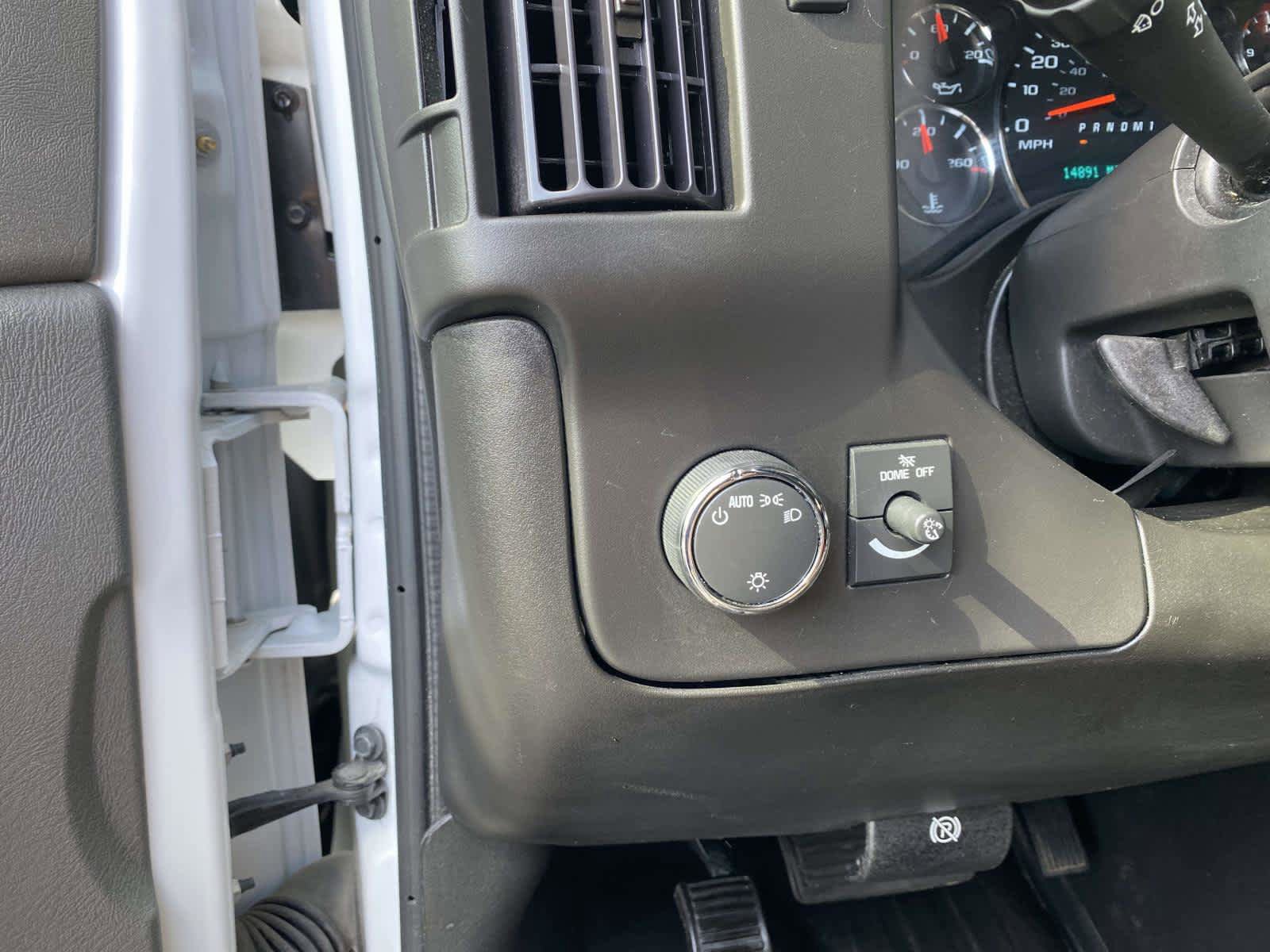 Used 2024 Chevrolet Express 2500 w/ Driver Convenience Package RWD image 10