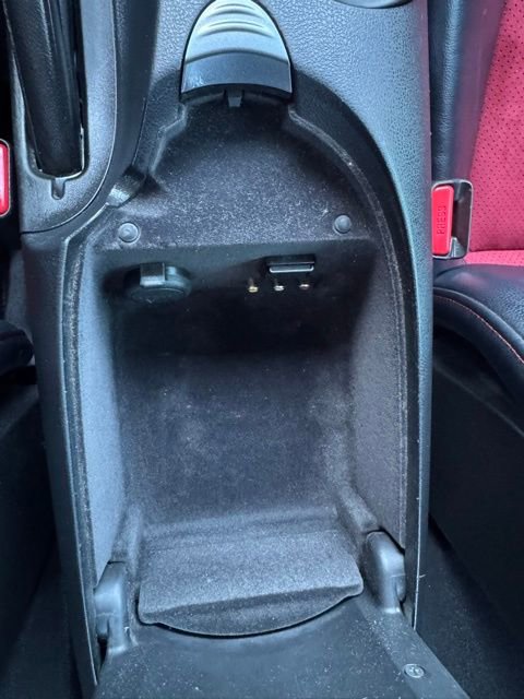 Used 2015 Nissan 370Z NISMO image 24