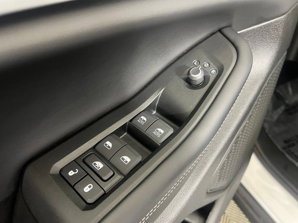 Used 2024 Jeep Grand Cherokee Limited w/ Black Appearance Package AWD/4WD image 18