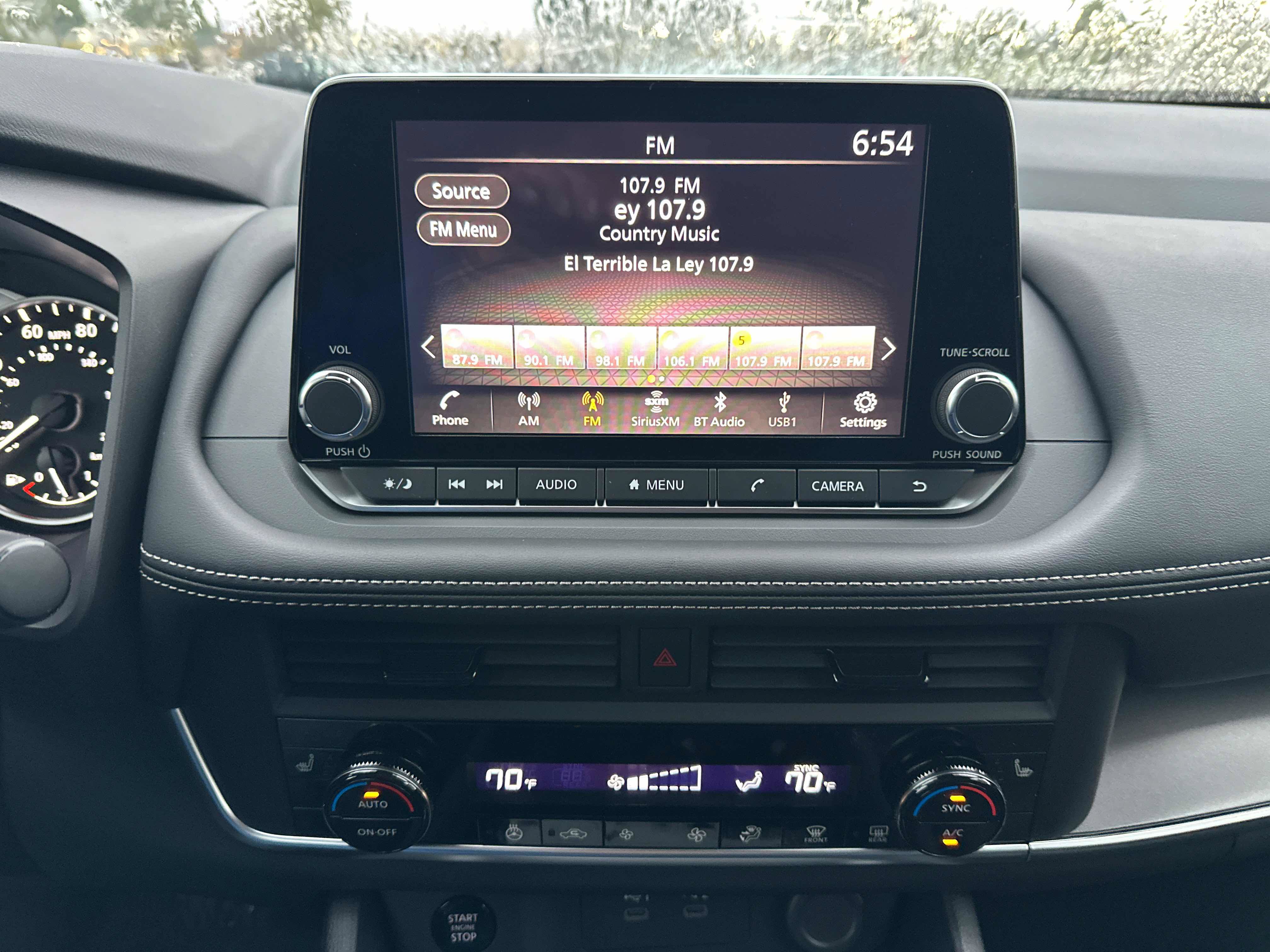 New 2027 Nissan Rogue SV AWD/4WD image 30