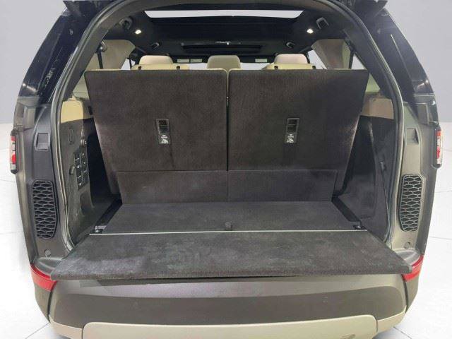 Used 2017 Land Rover Discovery HSE AWD/4WD image 62