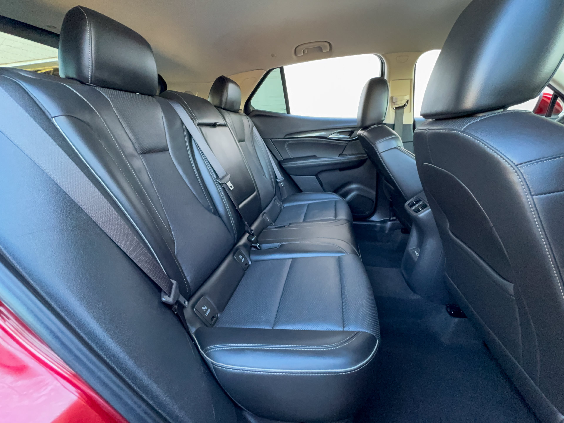 Used 2023 Buick Envision Essence FWD image 24