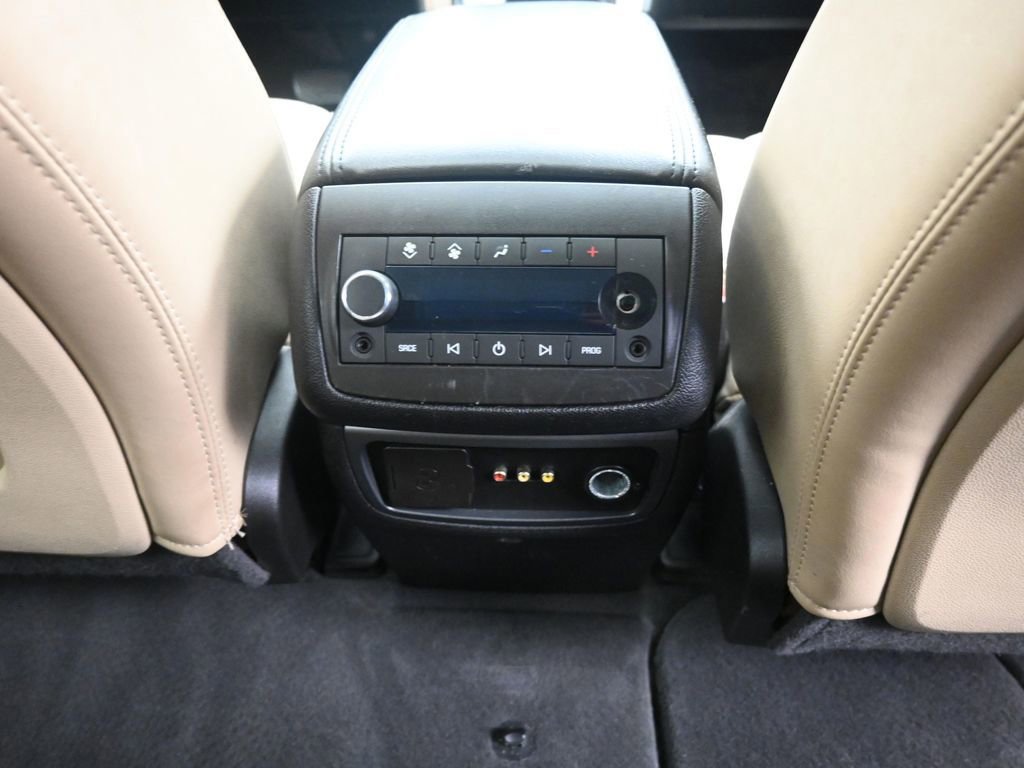 Used 2009 Chevrolet Traverse LTZ image 36