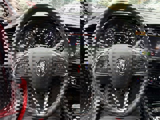 Used 2023 Buick Envision Essence w/ Sport Touring Package image 20