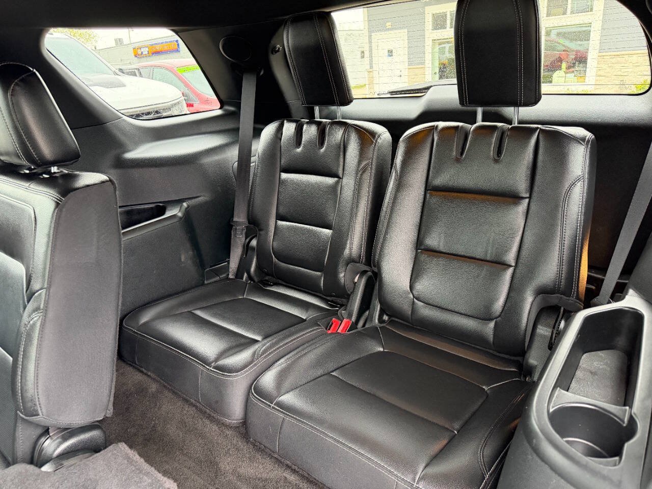 Used 2018 Ford Explorer Limited AWD/4WD image 12