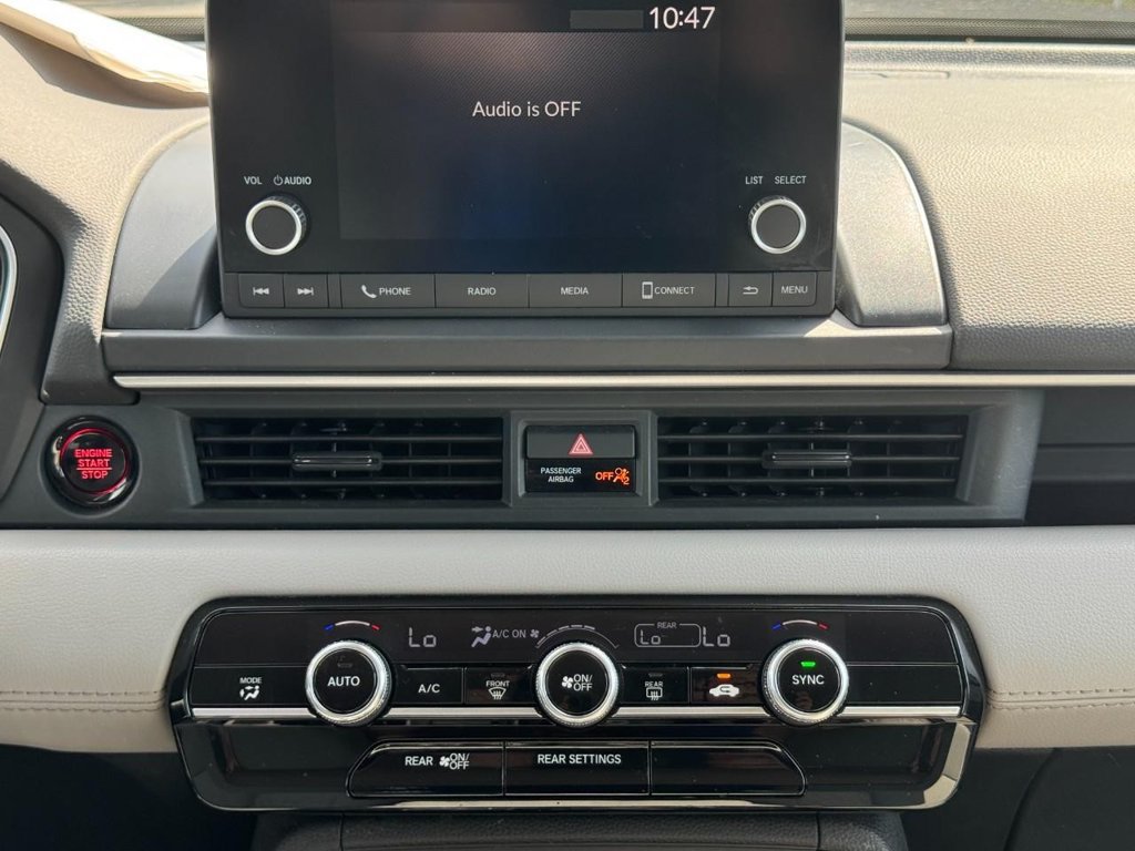 Used 2023 Honda Pilot LX image 19