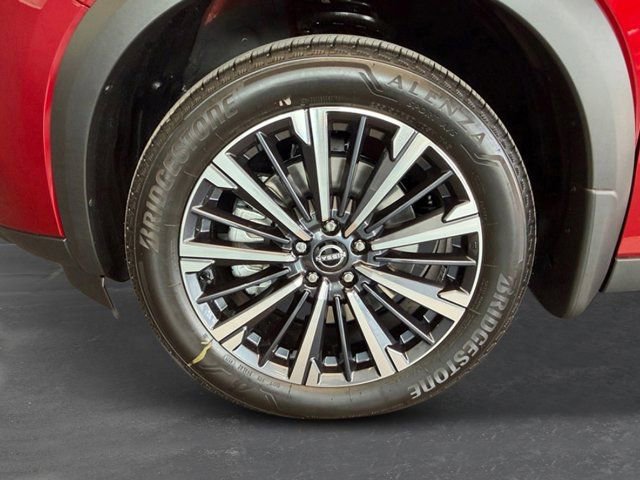 New 2026 Nissan Pathfinder Platinum FWD image 9