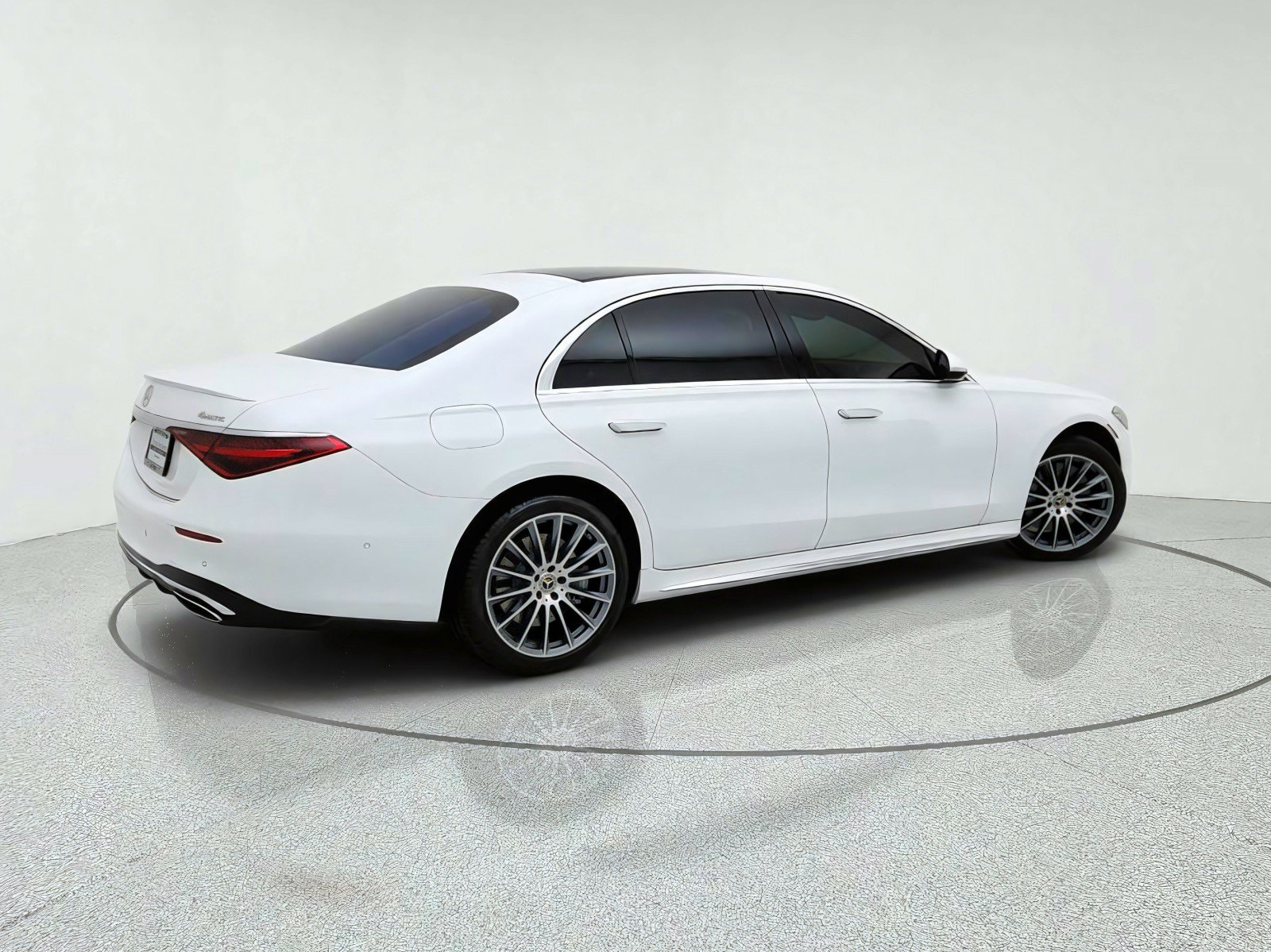 Certified 2025 Mercedes-Benz S 580 4MATIC Sedan image 8