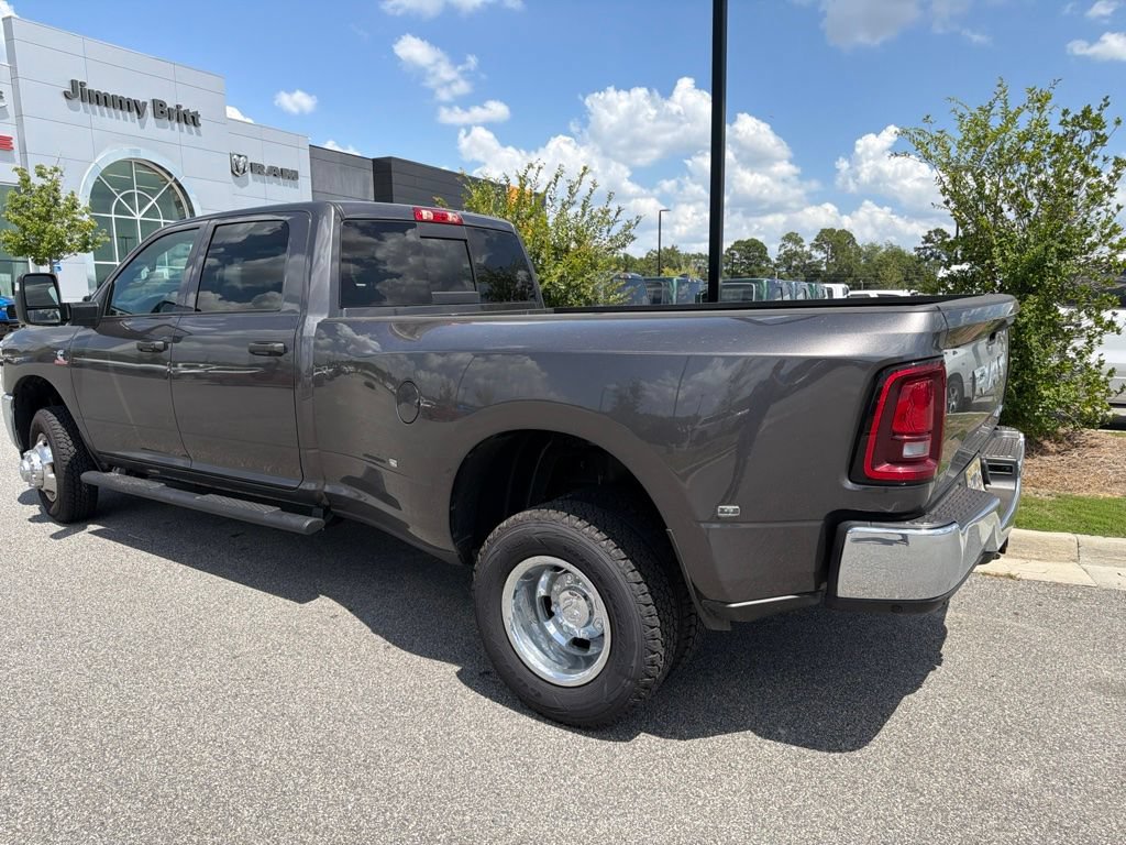 Used 2026 RAM 3500 Tradesman AWD/4WD image 22