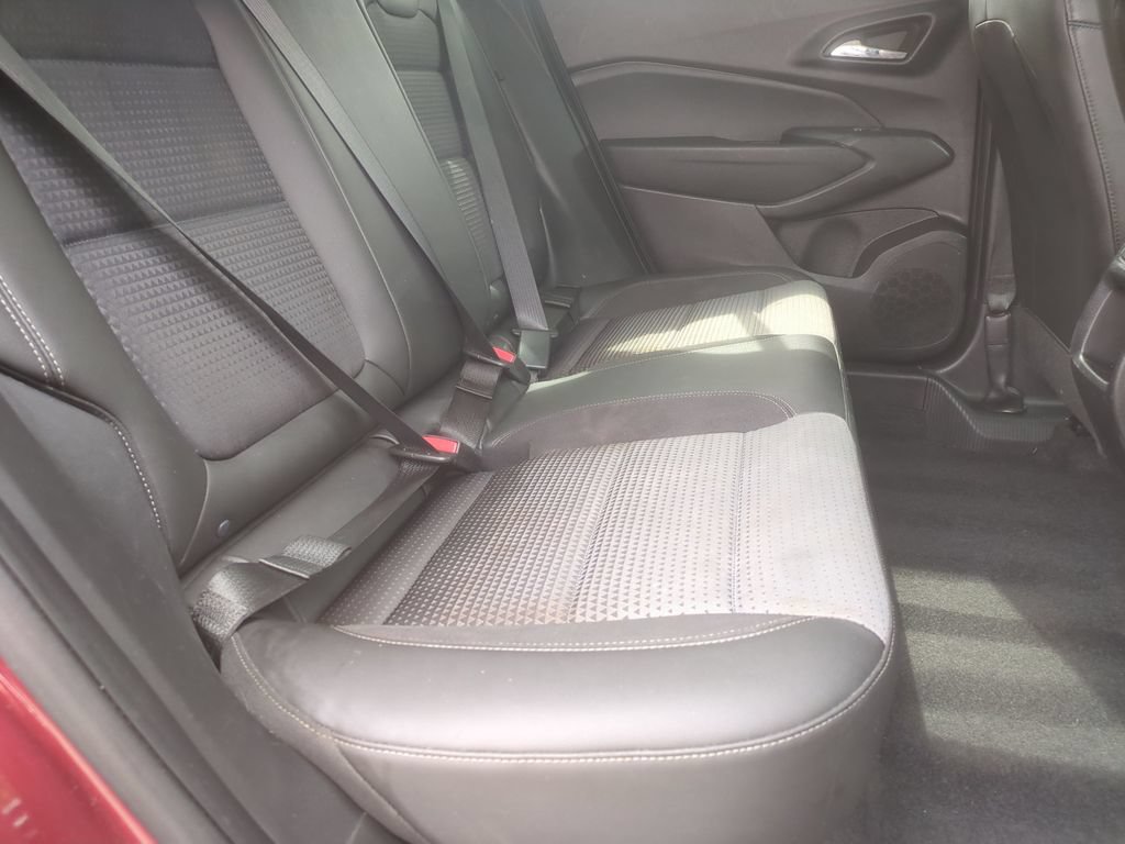 Used 2024 Chevrolet Trax LT FWD image 14