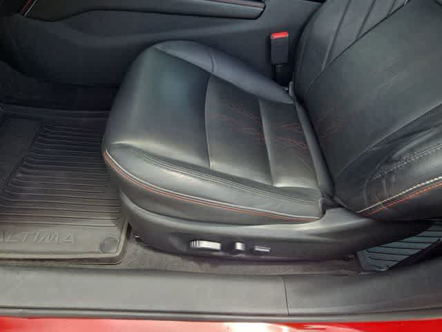 Used 2023 Nissan Altima 2.5 SR w/ SR Premium Package FWD image 17
