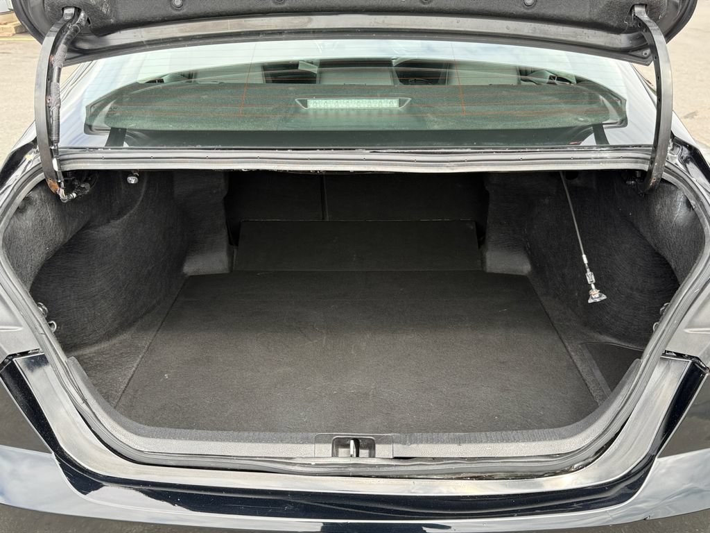 Used 2025 Toyota Camry SE FWD image 24