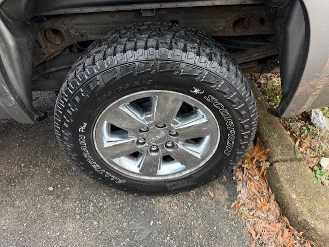 Used 2012 GMC Sierra 1500 SLE w/ Power Tech Package image 16