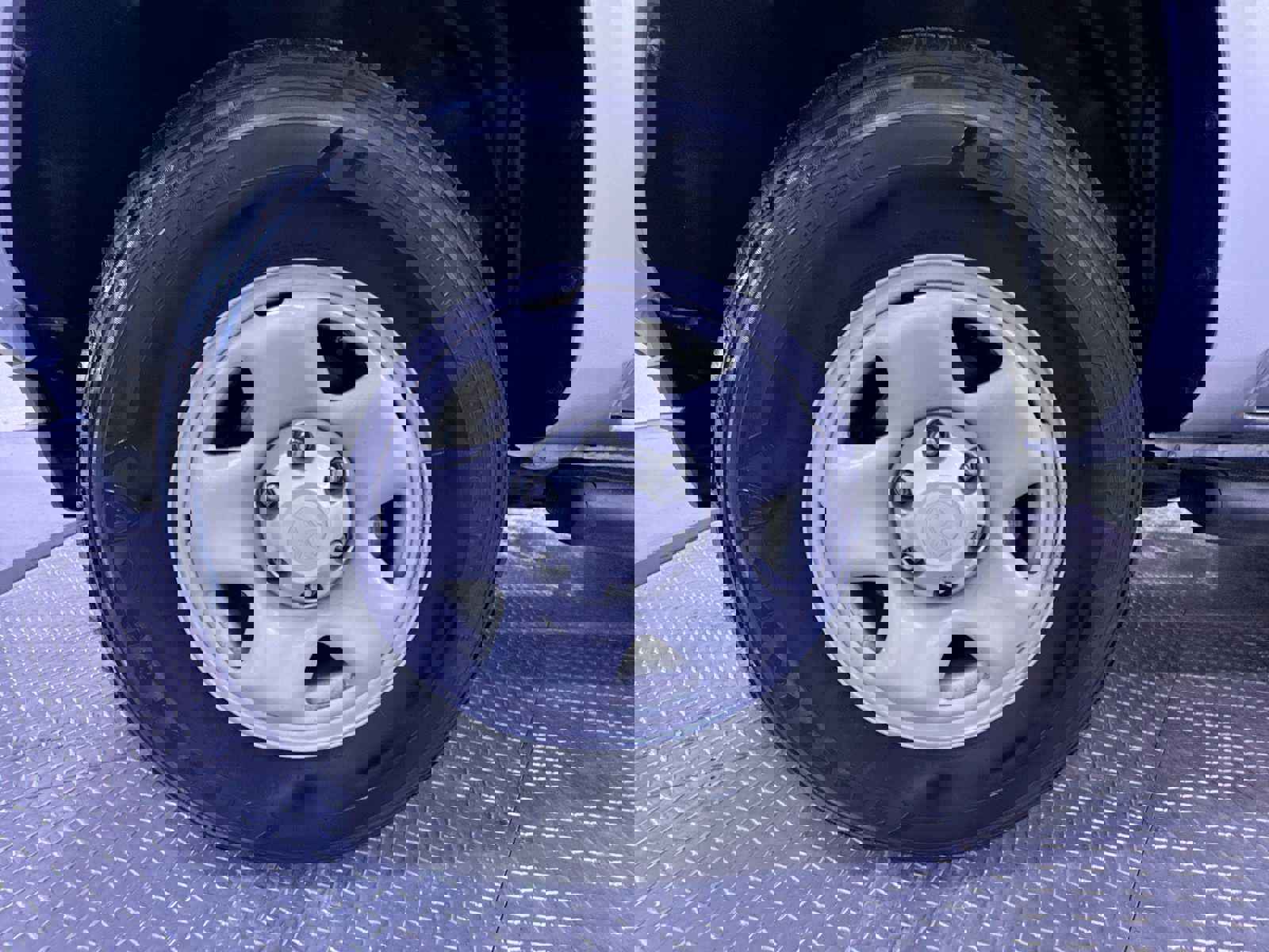 Used 2023 Toyota Tacoma SR image 2