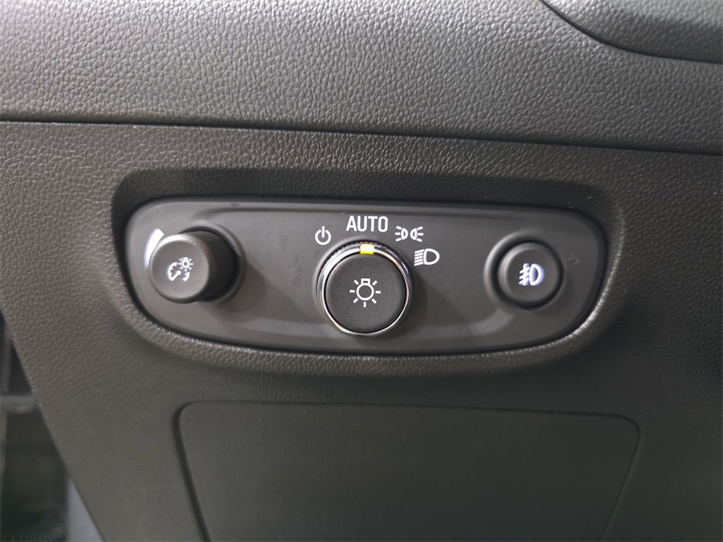 Certified 2023 Buick Encore GX Select w/ Safety Package II image 25