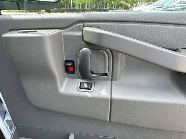 New 2026 Chevrolet Express 2500 Extended w/ Driver Convenience Package RWD image 17