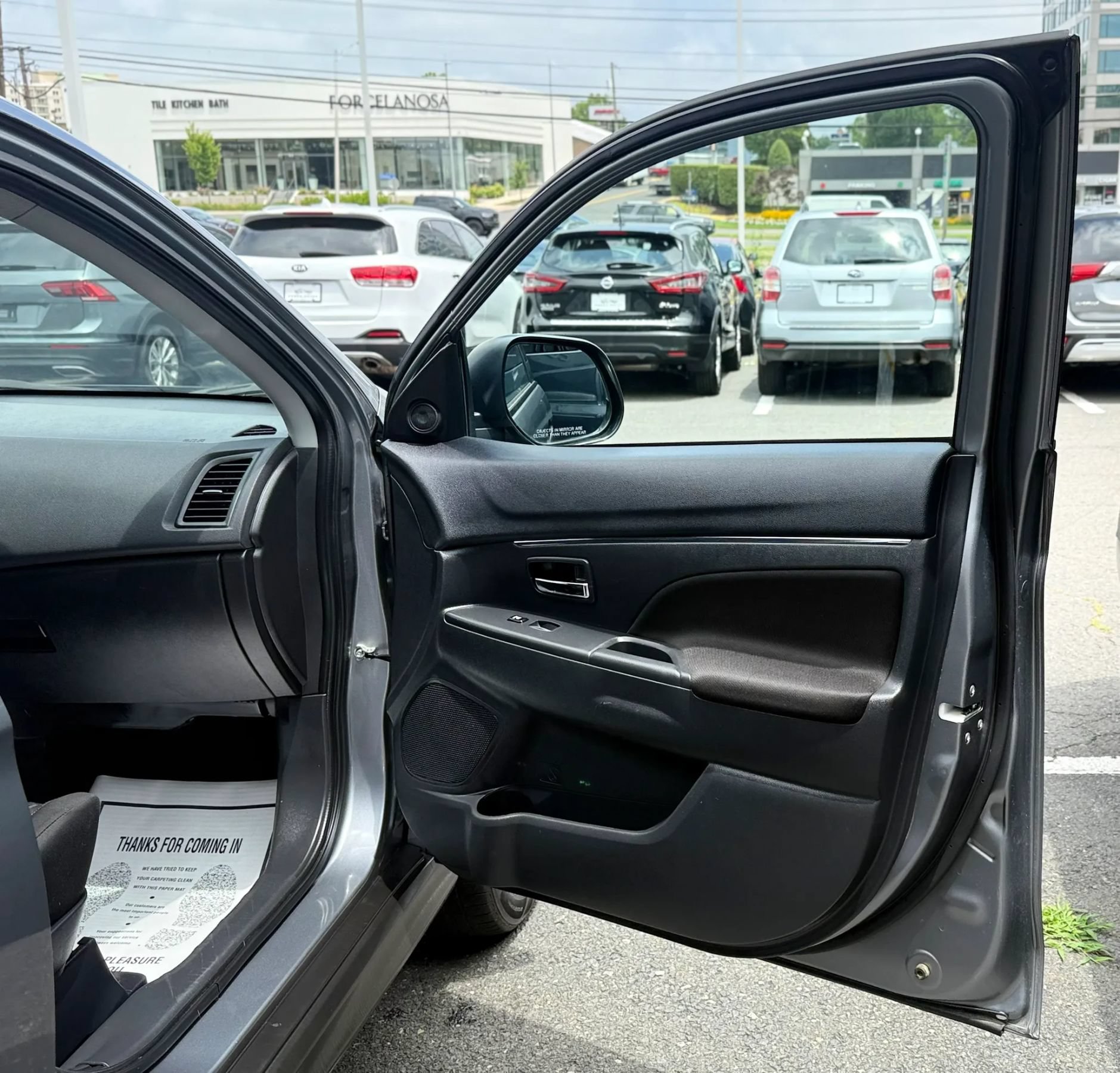 Used 2023 Mitsubishi Outlander Sport ES AWD/4WD image 28