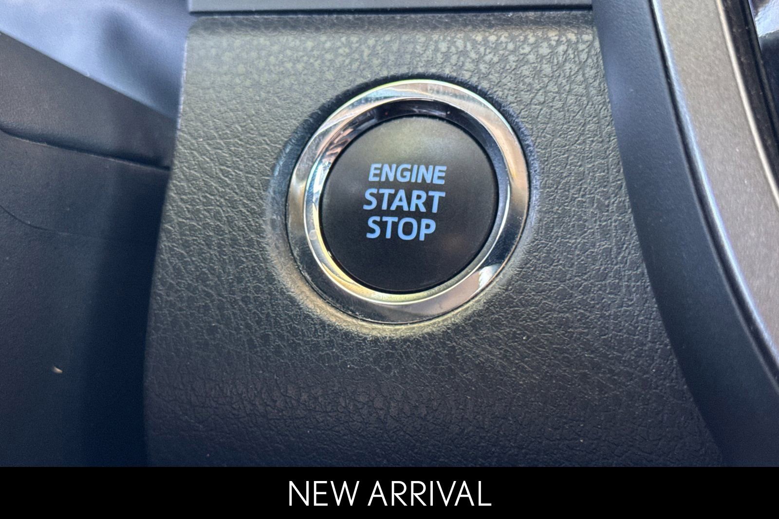 Used 2024 Toyota Camry SE w/ Convenience Package image 25