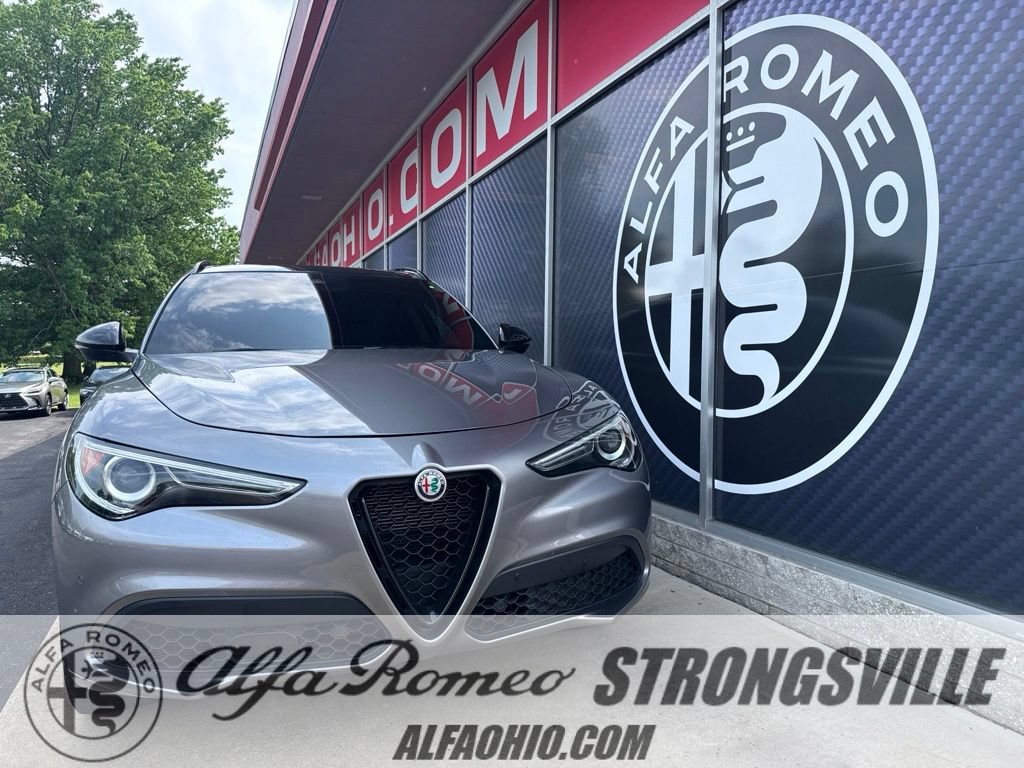 Used 2021 Alfa Romeo Stelvio Ti w/ Nero Edizione AWD/4WD video 1