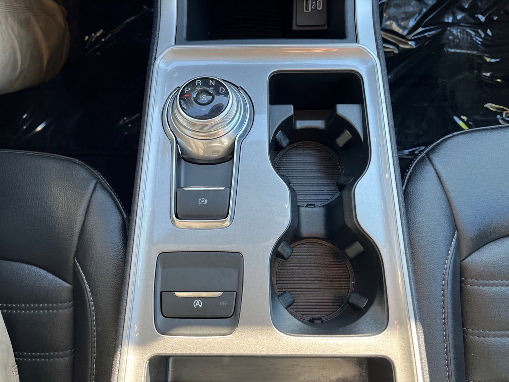 Used 2024 Ford Edge SEL w/ Class II Trailer Tow Package image 19