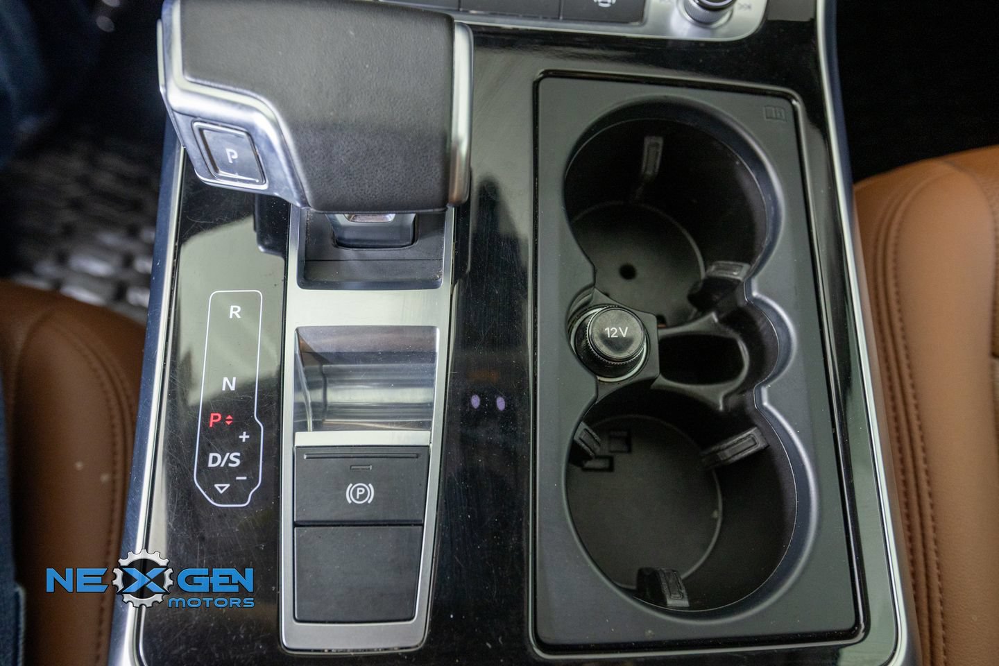 Used 2023 Audi Q7 3.0T Premium Plus w/ Premium Plus Package AWD/4WD image 24
