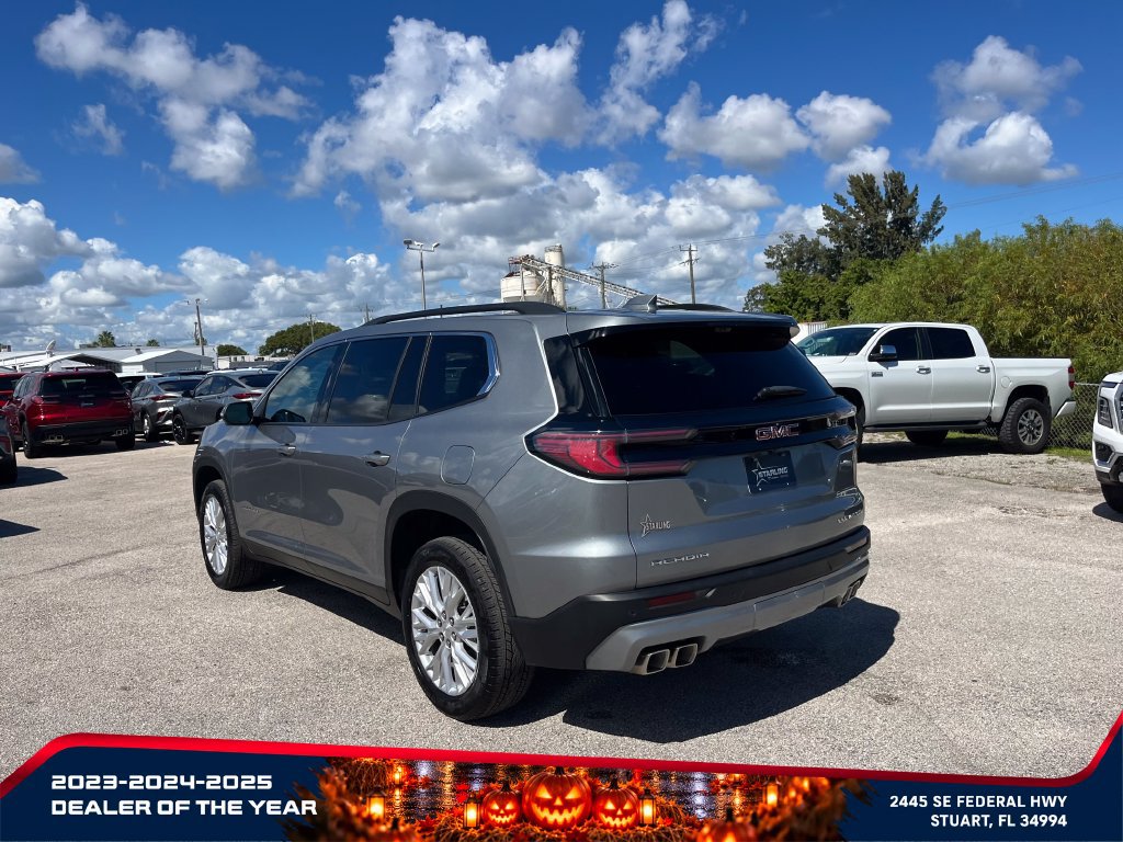 Used 2026 GMC Acadia Elevation w/ Elevation Premium Package FWD image 5