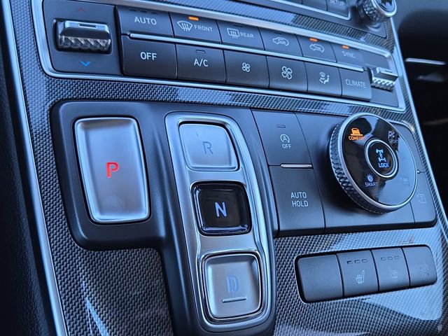 Certified 2023 Hyundai Santa Fe SEL w/ Winter Weather Package image 15