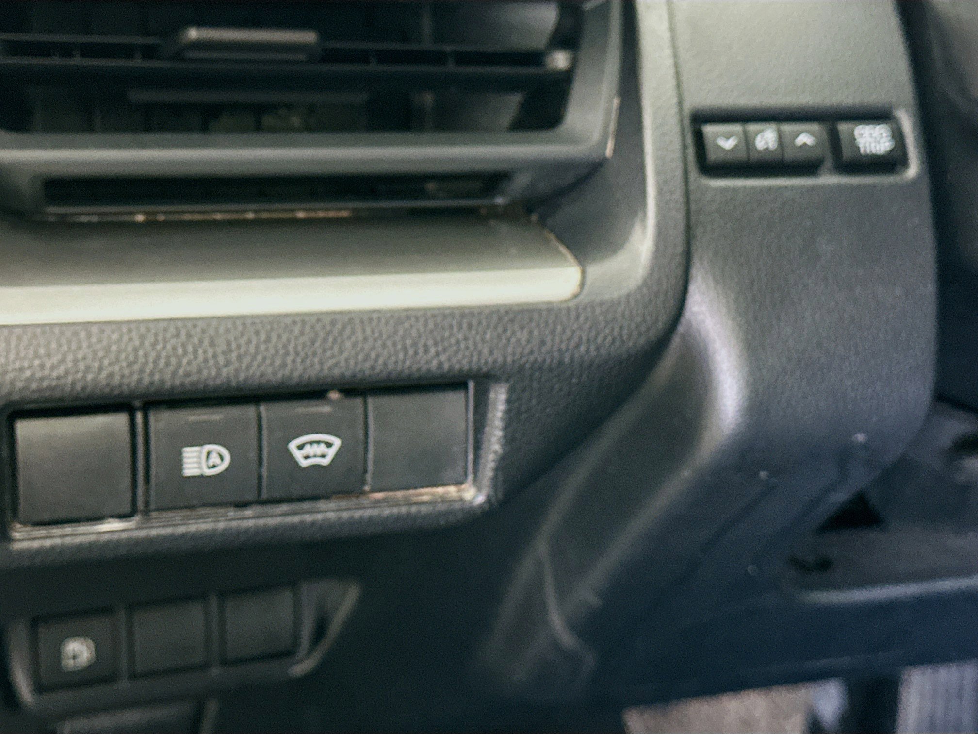 Used 2023 Toyota Prius LE image 16