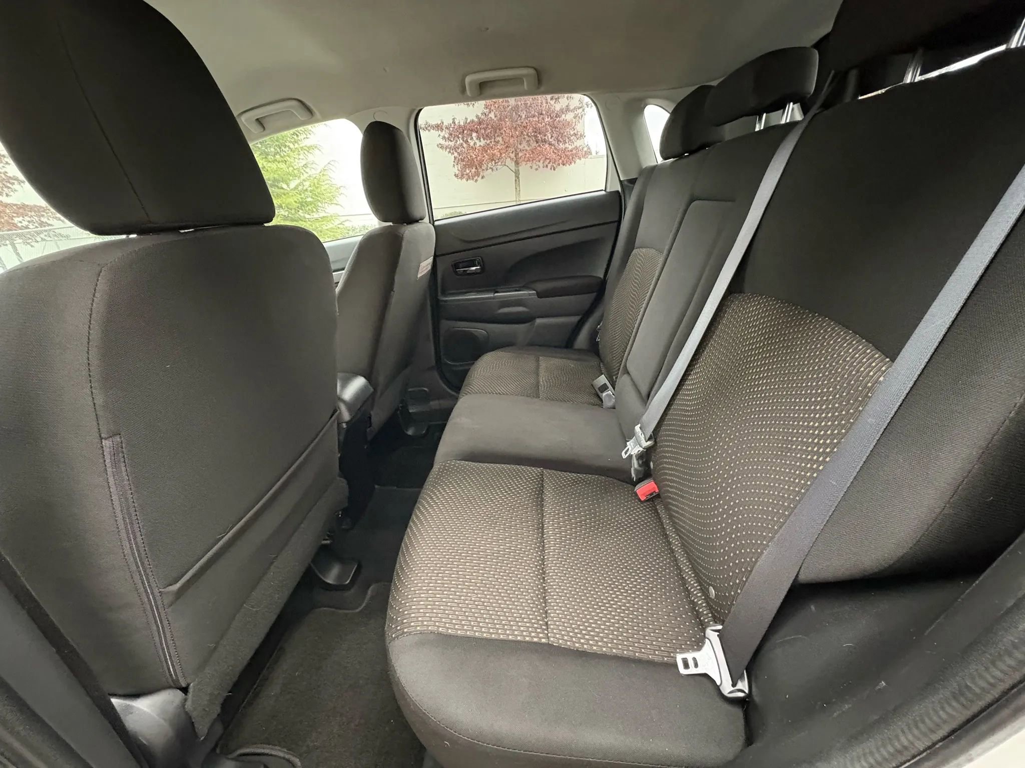 Used 2016 Mitsubishi Outlander Sport ES image 17