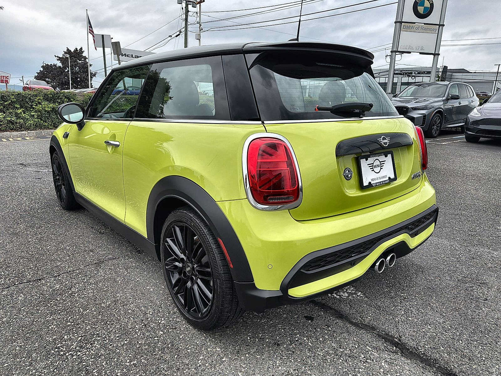 Used 2024 MINI Cooper S FWD image 12