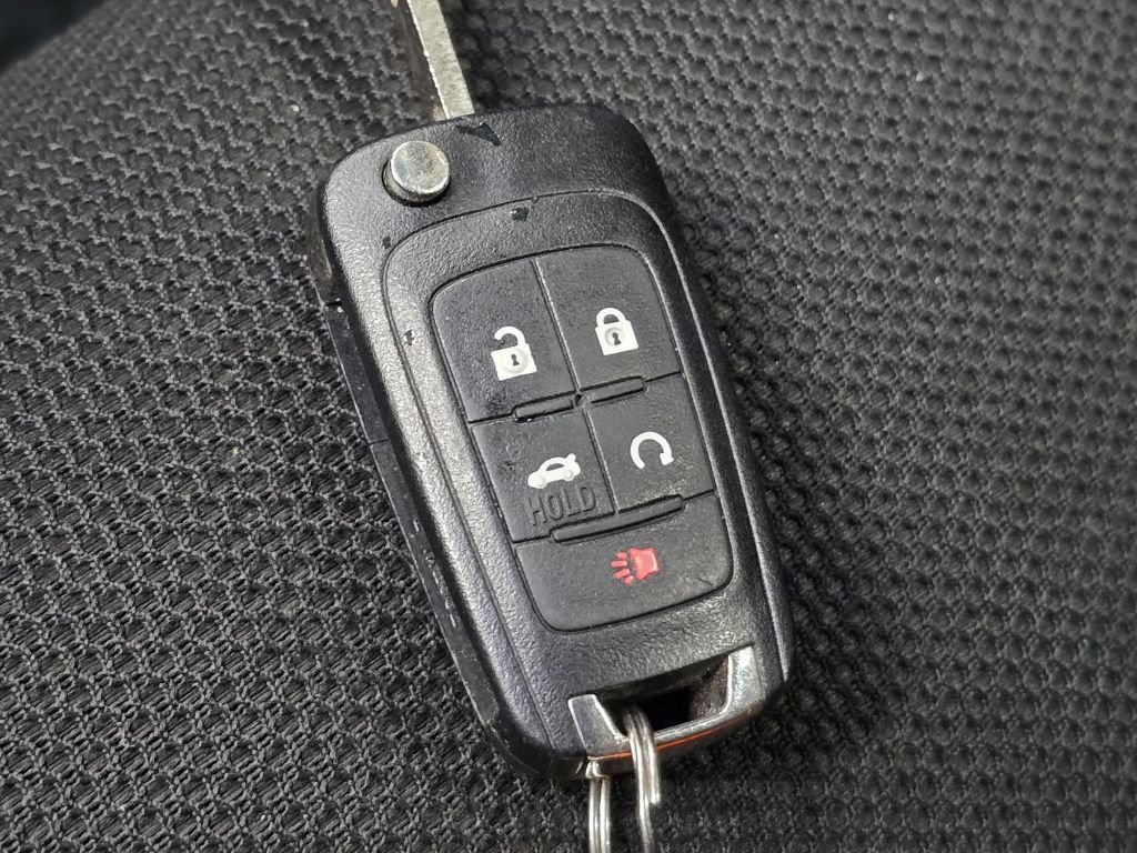 Used 2015 Chevrolet Cruze LT image 33