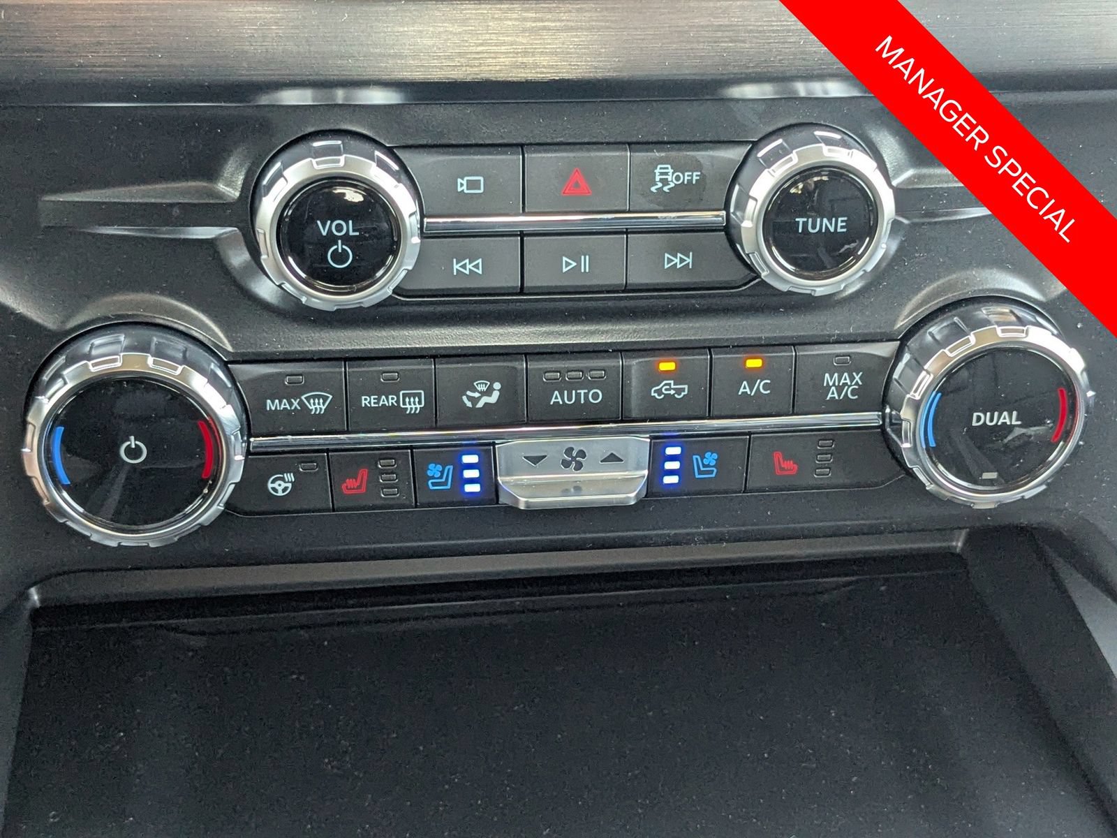 New 2026 Ford F250 Lariat w/ FX4 Off-Road Package AWD/4WD image 24