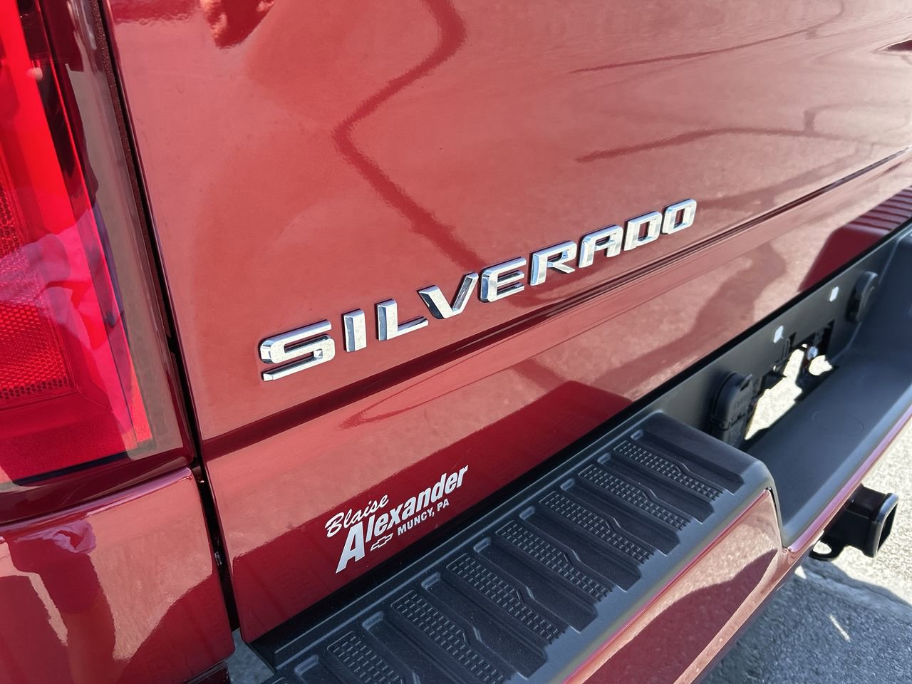 Used 2026 Chevrolet Silverado 1500 RST w/ RST Select Package AWD/4WD image 11