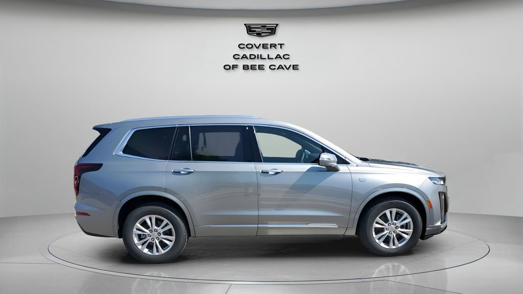 New 2025 Cadillac XT6 Luxury image 11